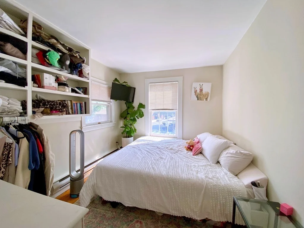 1 bed, 1 bath apartment for rent at 2 School St Unit 2, Charlestown — photo 4 of 9