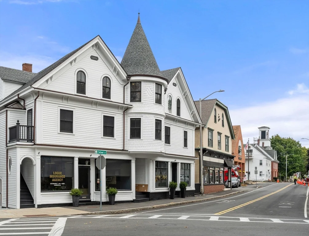 1 bed, 1 bath apartment for rent at 2 School St Unit R1, Manchester — photo 1 of 10