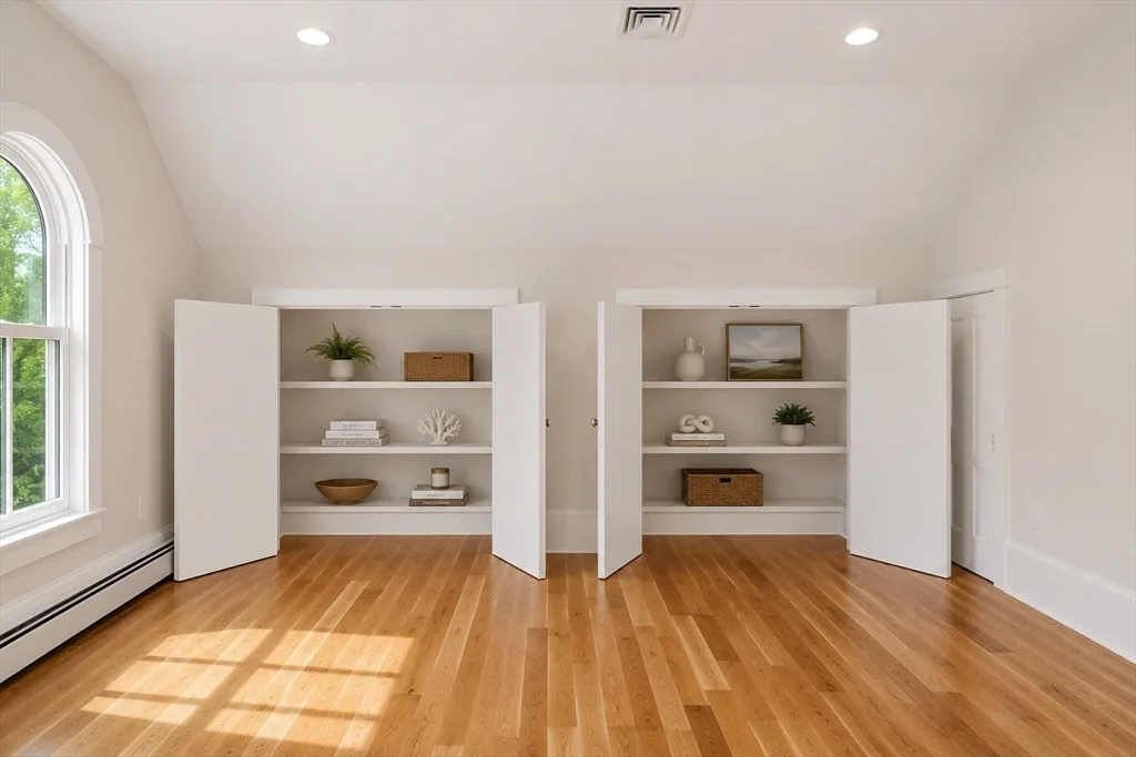 1 bed, 1 bath apartment for rent at 2 School St Unit R1, Manchester — photo 4 of 10