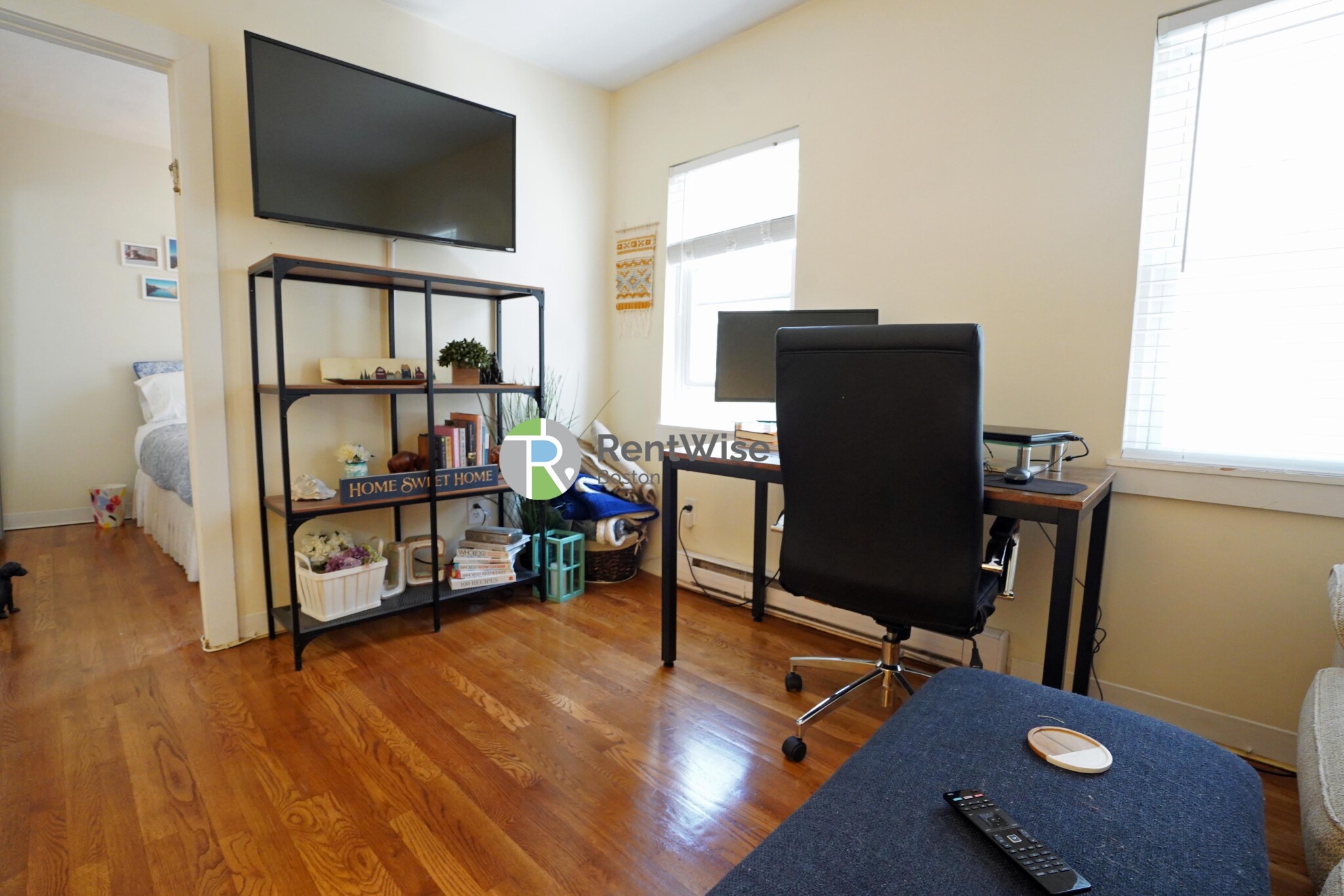 2 bed, 1 bath apartment for rent at 2 Schrepel Pl Unit 2, South Boston — photo 11 of 11
