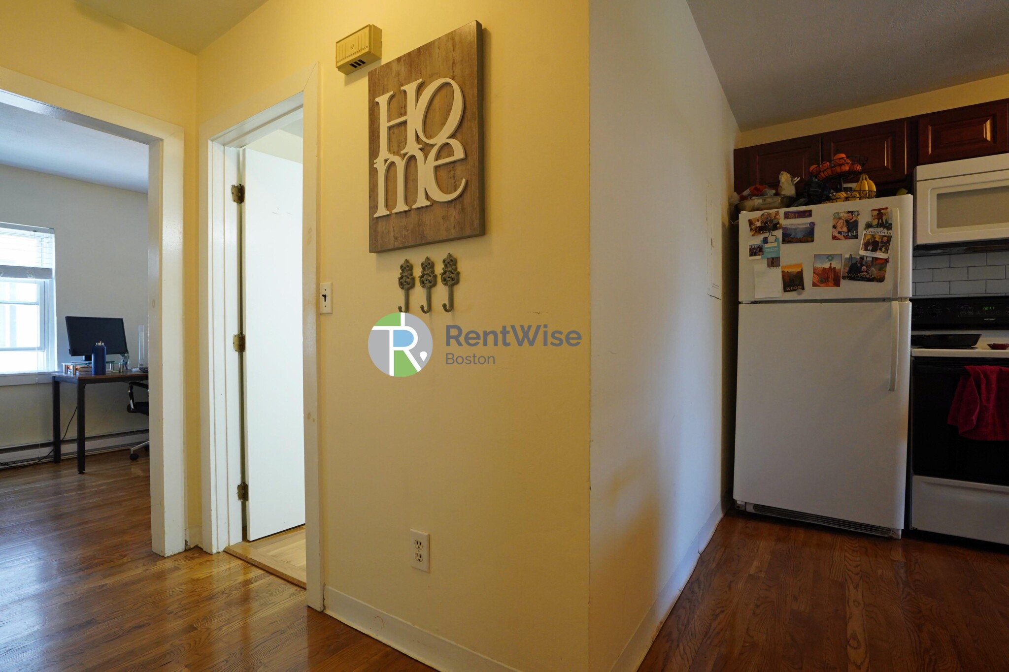 2 bed, 1 bath apartment for rent at 2 Schrepel Pl Unit 2, South Boston — photo 10 of 11