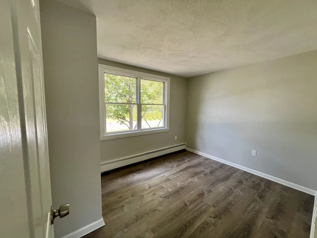 2 bed, 1 bath apartment for rent at 2 Scotia Dr Unit B, Pepperell — photo 15 of 19