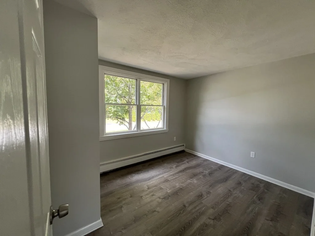 2 bed, 1 bath apartment for rent at 2 Scotia Dr Unit B, Pepperell — photo 16 of 19