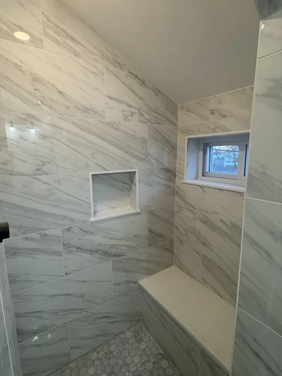 3 bed, 2 bath apartment for rent at 2 Sea Ave Unit 1, Quincy — photo 18 of 32