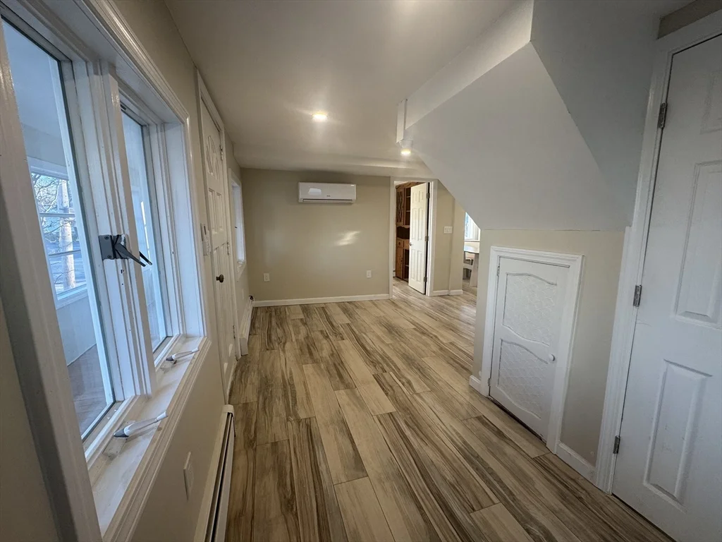 3 bed, 2 bath apartment for rent at 2 Sea Ave Unit 1, Quincy — photo 12 of 32
