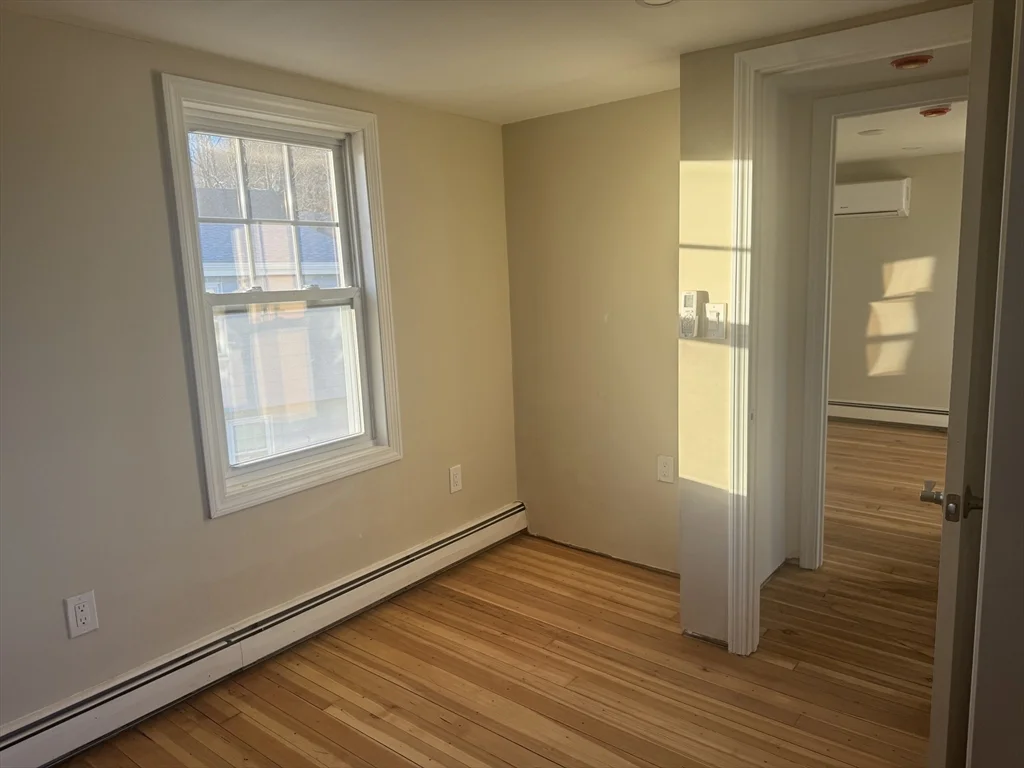 3 bed, 2 bath apartment for rent at 2 Sea Ave Unit 1, Quincy — photo 27 of 32