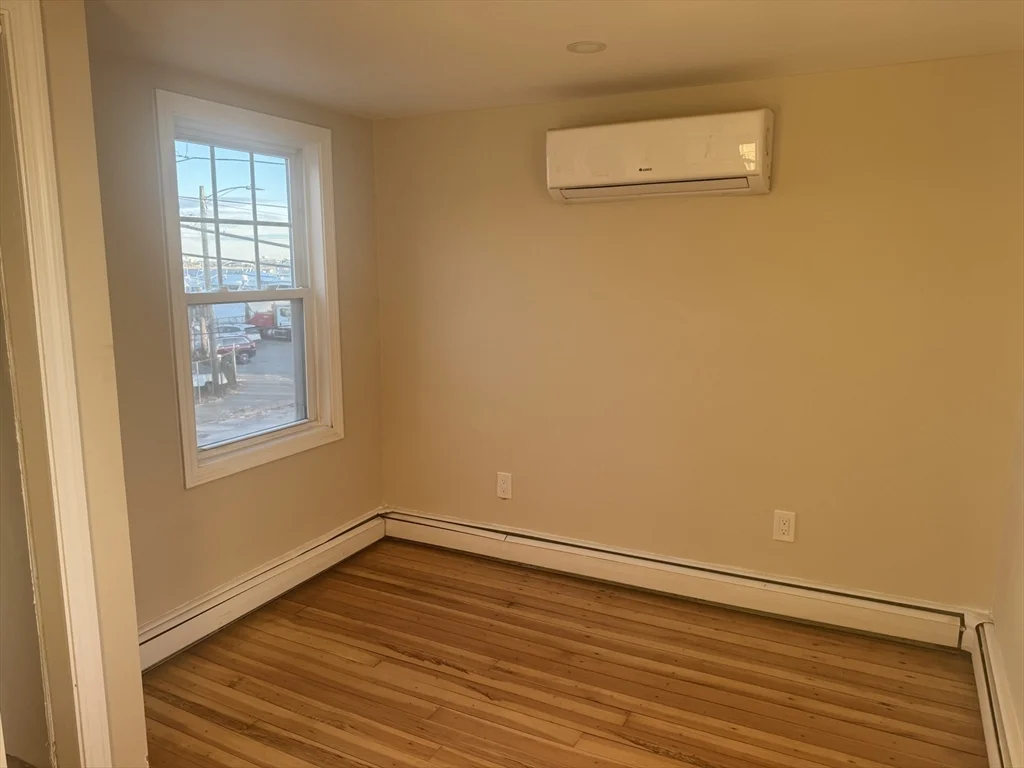 3 bed, 2 bath apartment for rent at 2 Sea Ave Unit 1, Quincy — photo 26 of 32