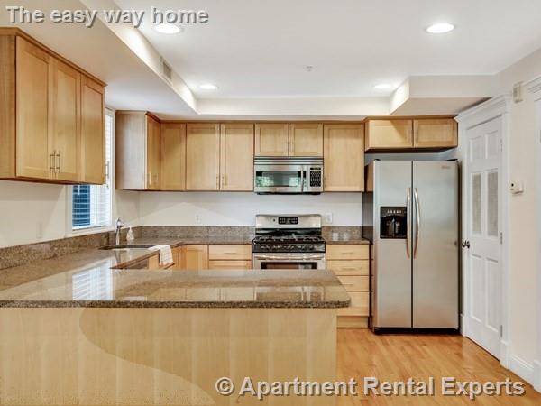 3 bed, 2 bath apartment for rent at 2 Sherman Ct Unit 2, Winter Hill — photo 24 of 27