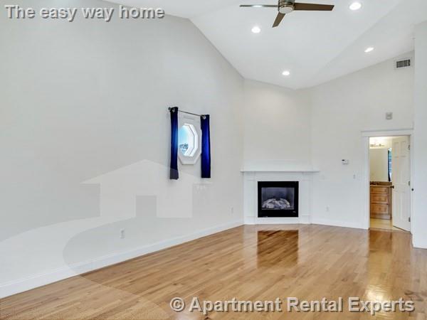 3 bed, 2 bath apartment for rent at 2 Sherman Ct Unit 2, Winter Hill — photo 8 of 27