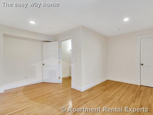 3 bed, 2 bath apartment for rent at 2 Sherman Ct Unit 2, Winter Hill — photo 18 of 27