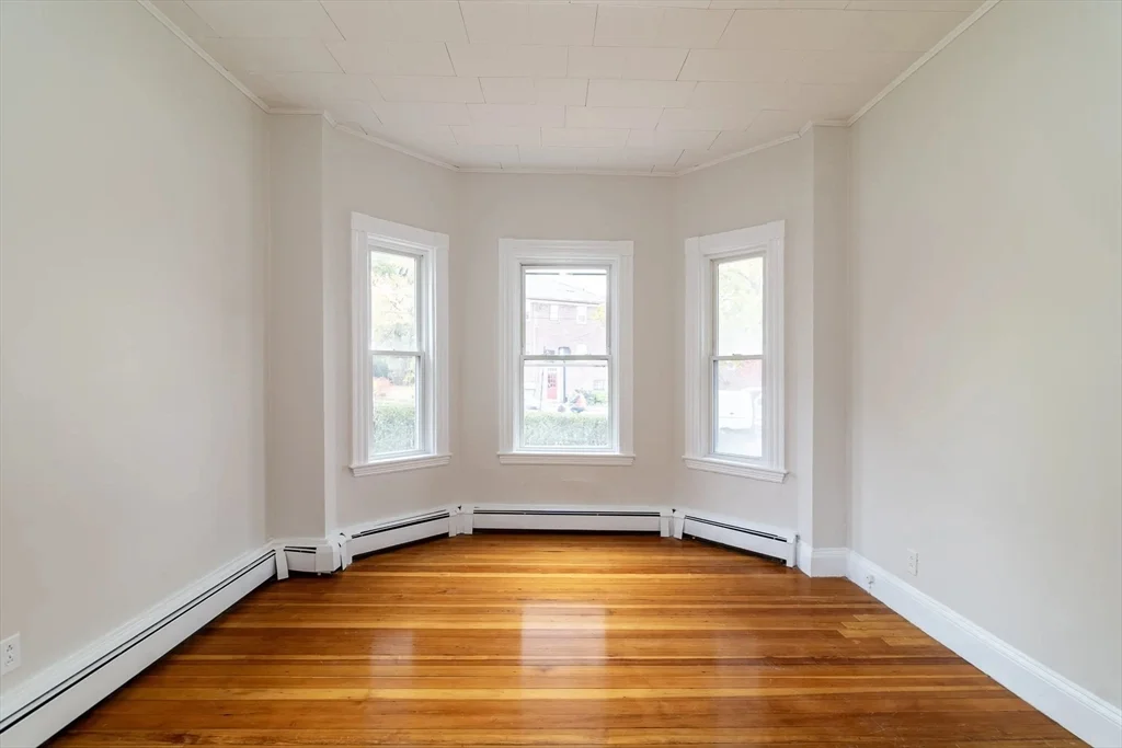 2 bed, 1 bath apartment for rent at 2 Sherman St Unit 2, Neighborhood Nine — photo 3 of 12