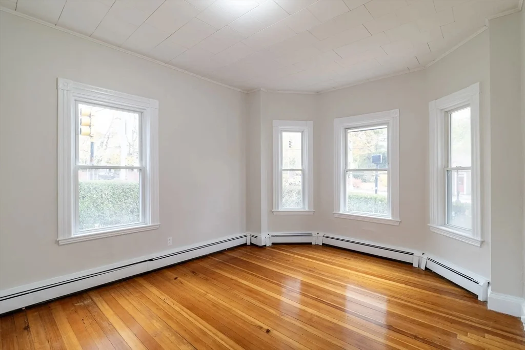 2 bed, 1 bath apartment for rent at 2 Sherman St Unit 2, Neighborhood Nine — photo 2 of 12