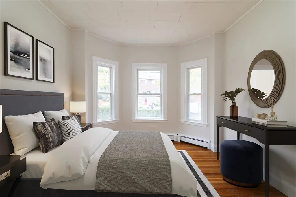 2 bed, 1 bath apartment for rent at 2 Sherman St Unit 2, Neighborhood Nine — photo 1 of 12