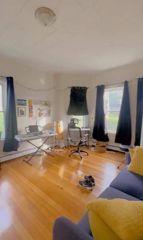 2 bed, 1 bath apartment for rent at 2 Sherman St Unit 2, Neighborhood Nine — photo 4 of 12