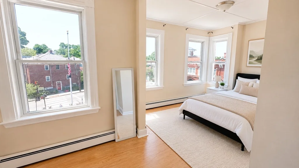 3 bed, 1 bath apartment for rent at 2 Sherman St Unit a-3, Neighborhood Nine — photo 2 of 9