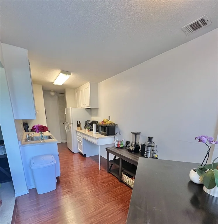 2 bed, 1 bath apartment for rent at 2 Shrewsbury Green Dr Unit I, Shrewsbury — photo 8 of 37