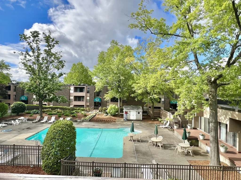 2 bed, 1 bath apartment for rent at 2 Shrewsbury Green Dr Unit I, Shrewsbury — photo 33 of 37