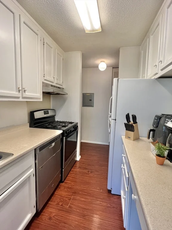 2 bed, 1 bath apartment for rent at 2 Shrewsbury Green Dr Unit I, Shrewsbury — photo 3 of 37