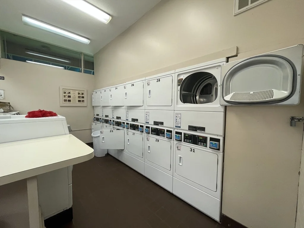 2 bed, 1 bath apartment for rent at 2 Shrewsbury Green Dr Unit I, Shrewsbury — photo 30 of 37