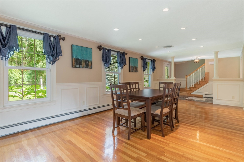 4 bed, 3 bath apartment for rent at 2 Sigmund St, Lynnfield — photo 5 of 29