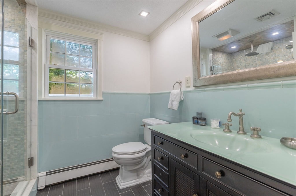 4 bed, 3 bath apartment for rent at 2 Sigmund St, Lynnfield — photo 24 of 29