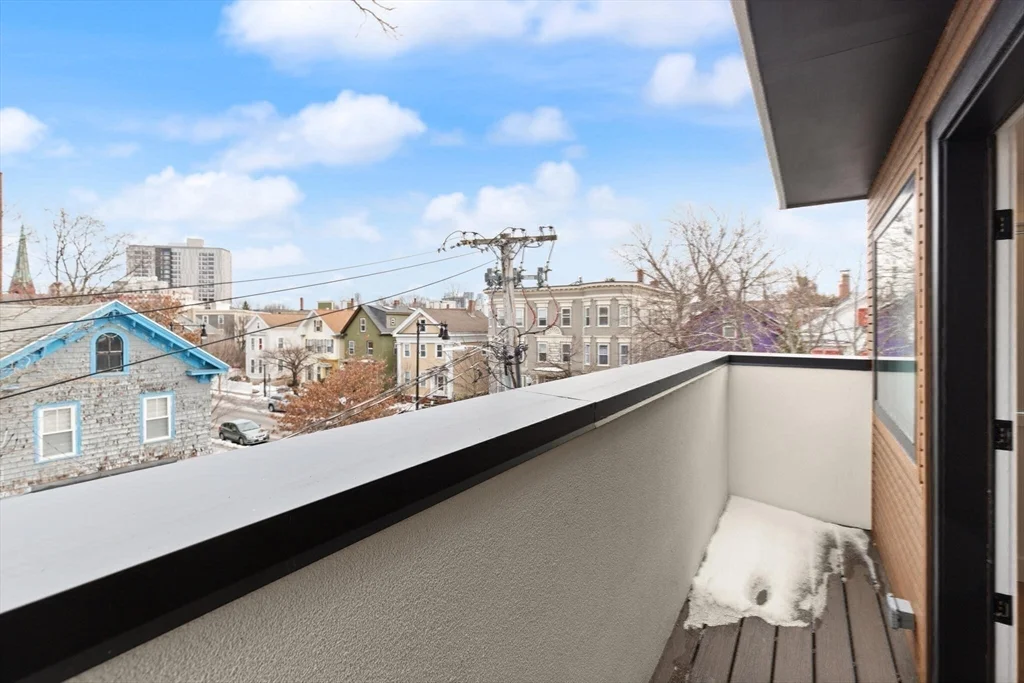 5 bed, 3 bath apartment for rent at 2 Soden Unit N/A, Central Square — photo 31 of 33