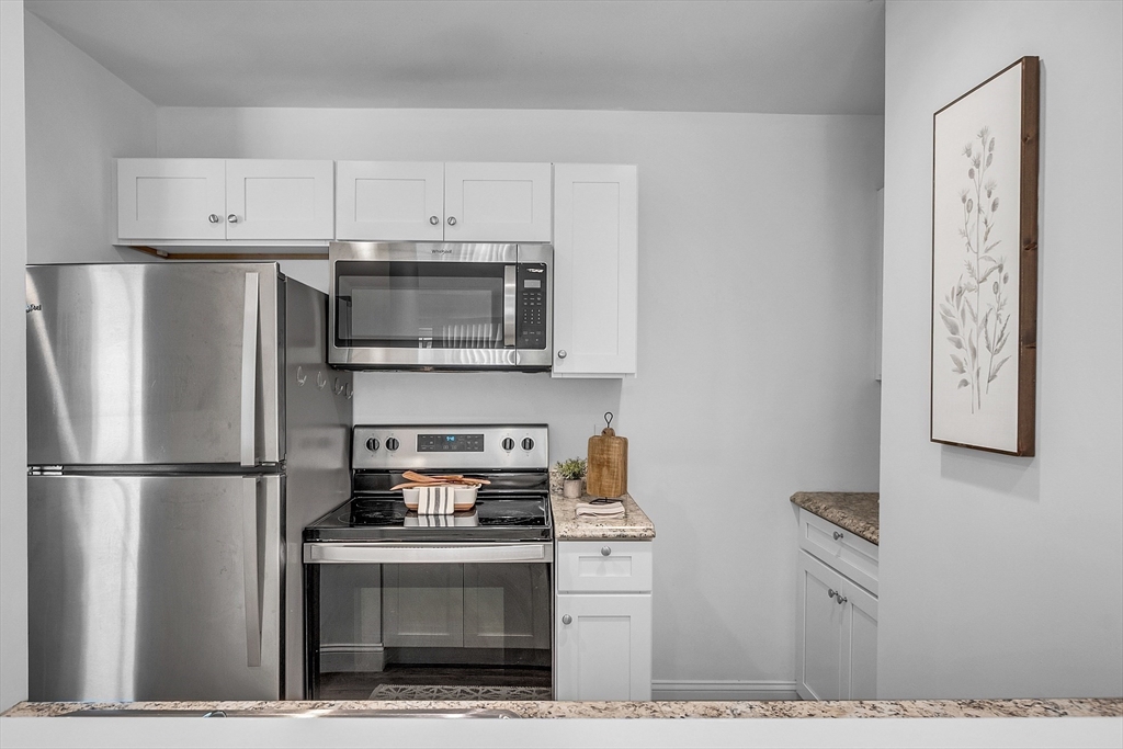2 bed, 1 bath apartment for rent at 2 South Grove St Unit 209, Bradford — photo 6 of 29