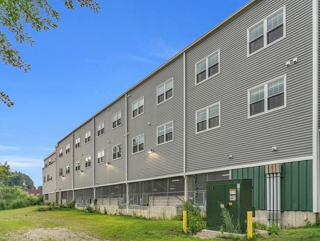 2 bed, 1 bath apartment for rent at 2 South Grove St Unit 209, Bradford — photo 24 of 29