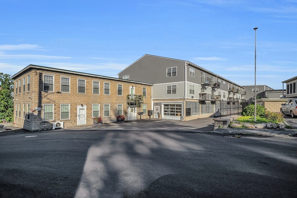 2 bed, 1 bath apartment for rent at 2 South Grove St Unit 209, Bradford — photo 27 of 29