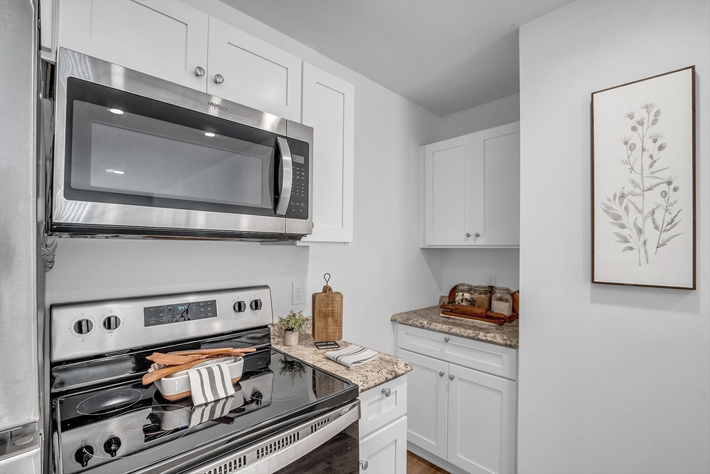 2 bed, 1 bath apartment for rent at 2 South Grove St Unit 209, Bradford — photo 4 of 29
