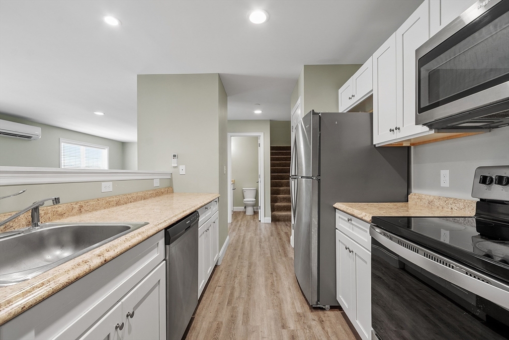 2 bed, 1 bath apartment for rent at 2 South Grove St Unit 210, Bradford — photo 8 of 37