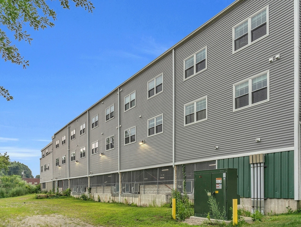 2 bed, 1 bath apartment for rent at 2 South Grove St Unit 210, Bradford — photo 27 of 37