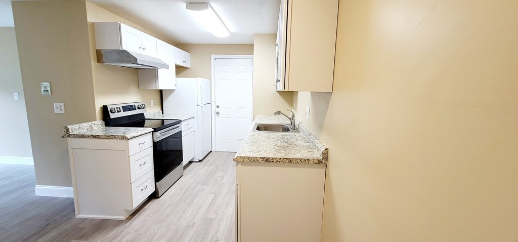 1 bed, 1 bath apartment for rent at 2 Squire Ct Unit 3, Natick — photo 5 of 20