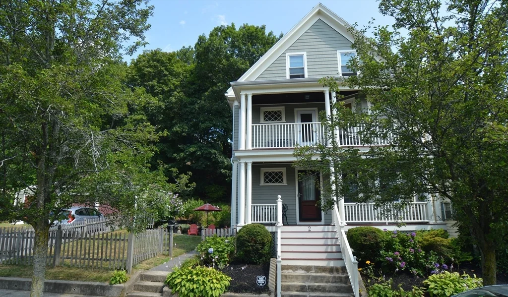 2 bed, 1 bath apartment for rent at 2 Station Rd Unit 1, Salem — photo 1 of 15
