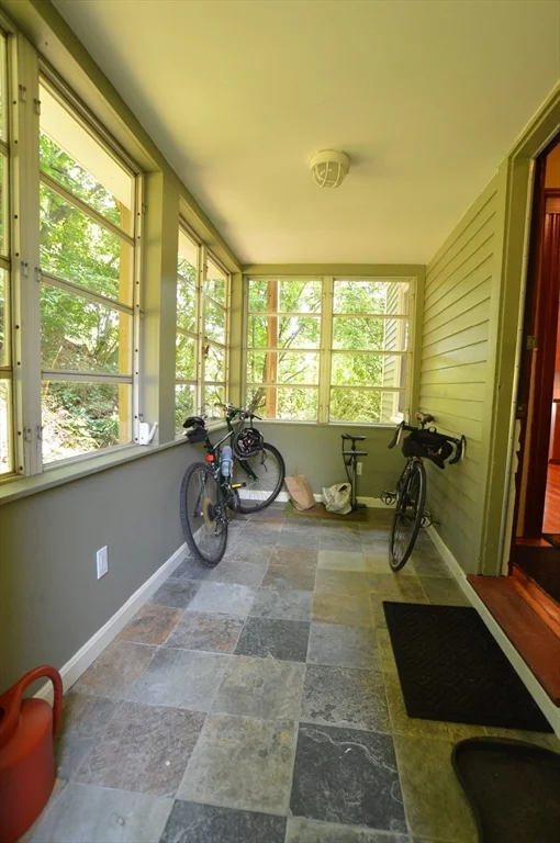 2 bed, 1 bath apartment for rent at 2 Station Rd Unit 1, Salem — photo 13 of 15