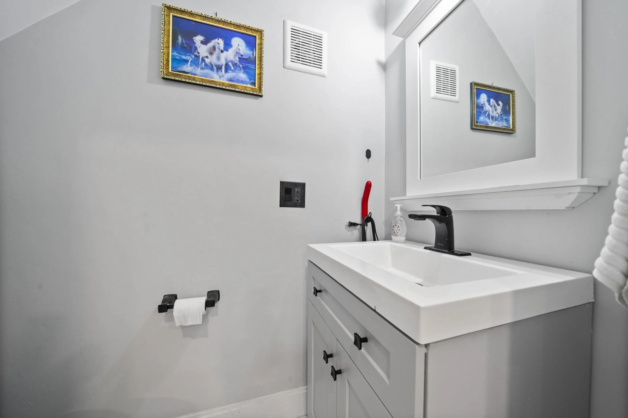 3 bed, 1 bath apartment for rent at 2 Stones Ct, Framingham — photo 4 of 19