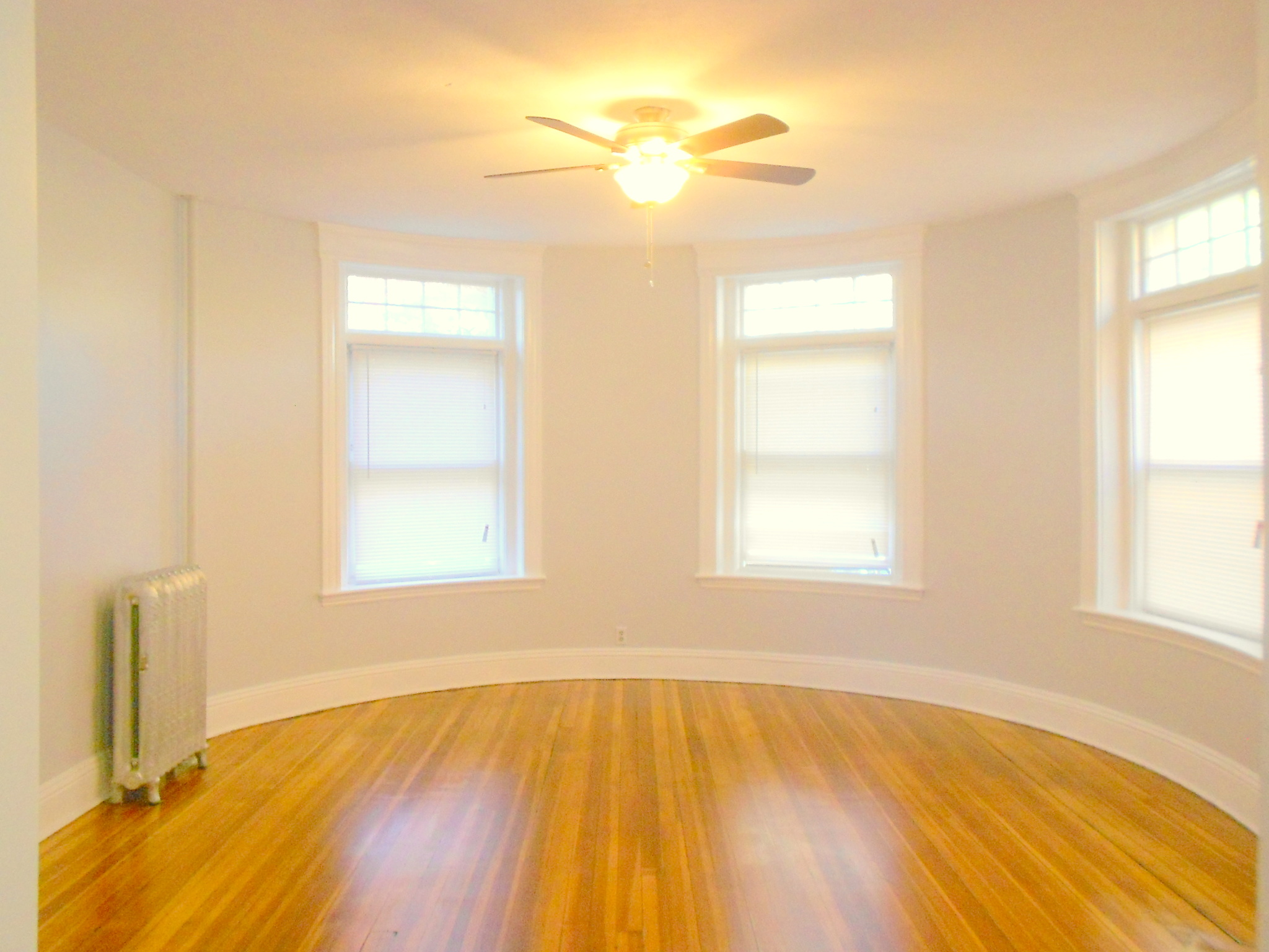 2 bed, 1 bath apartment for rent at 2 Strathmore Rd Unit 2, Brookline