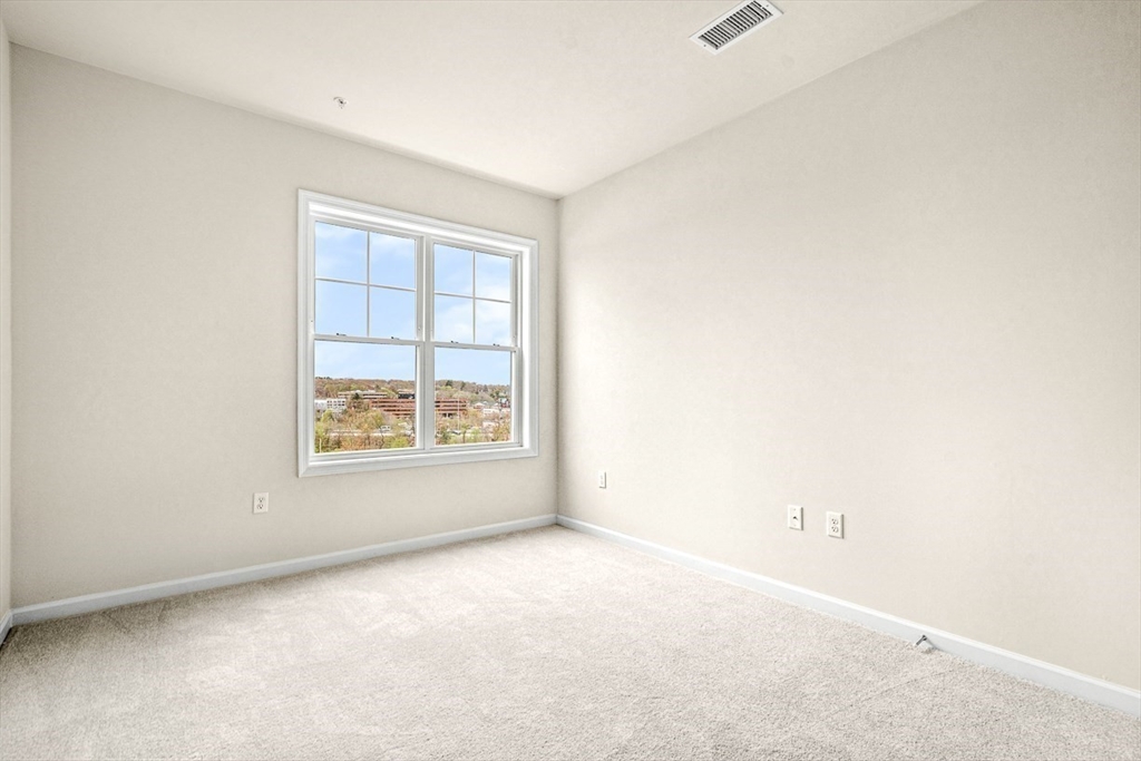 2 bed, 2 bath apartment for rent at 2 Stratton Dr Unit 106, Woburn — photo 19 of 32
