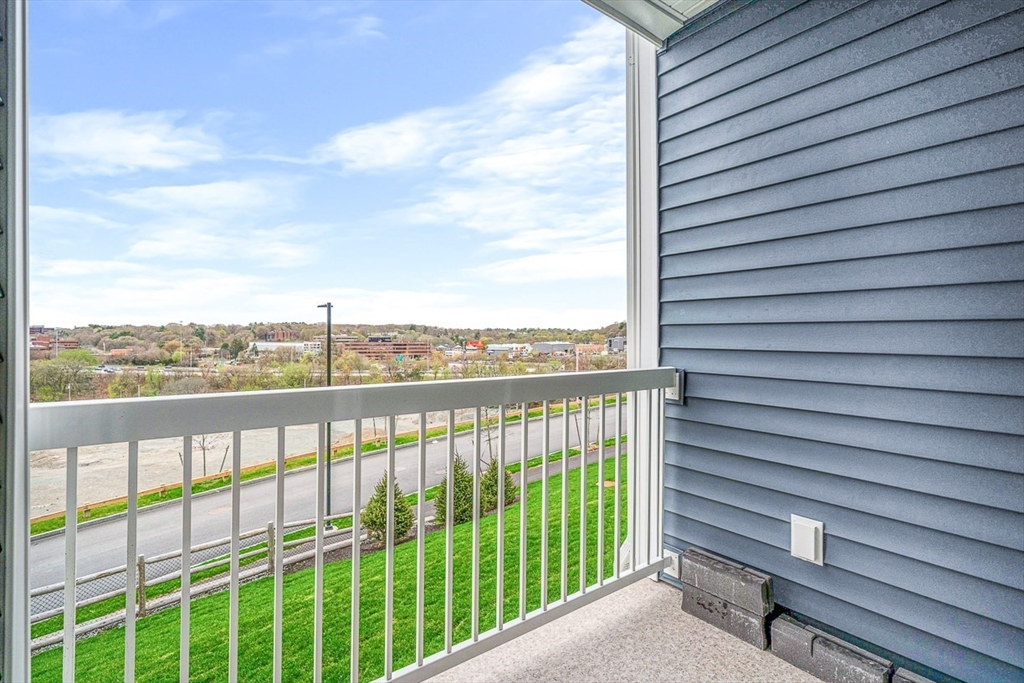 2 bed, 2 bath apartment for rent at 2 Stratton Dr Unit 106, Woburn — photo 28 of 32