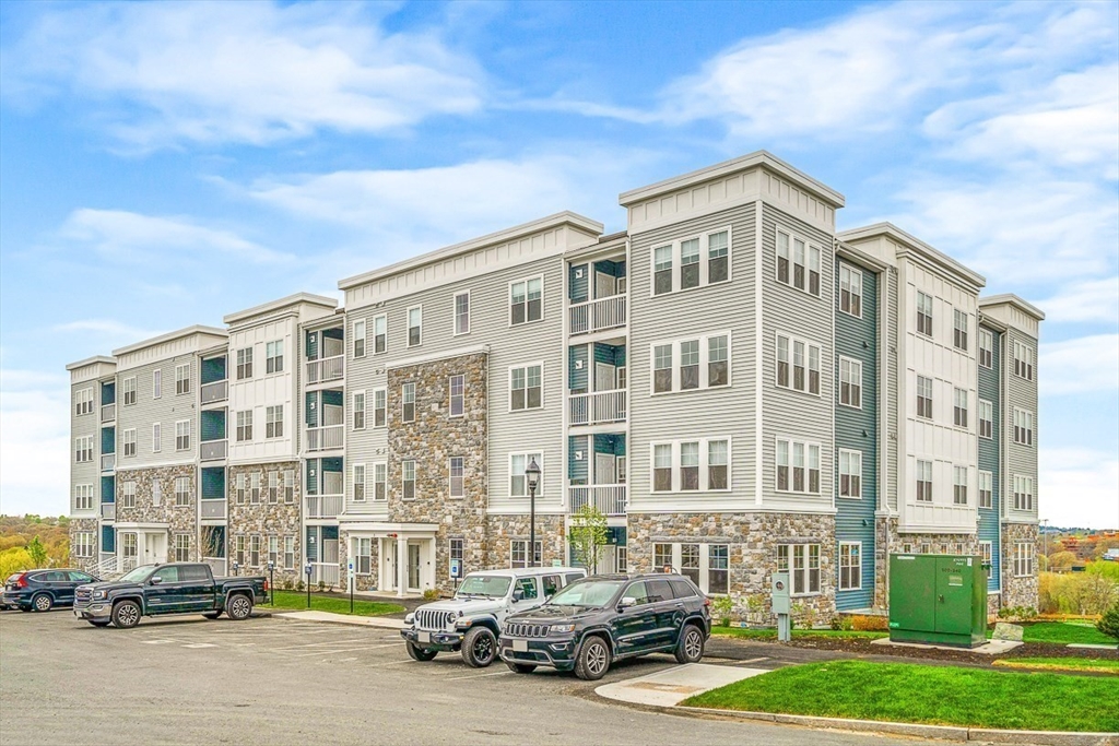 2 bed, 2 bath apartment for rent at 2 Stratton Dr Unit 106, Woburn — photo 3 of 32