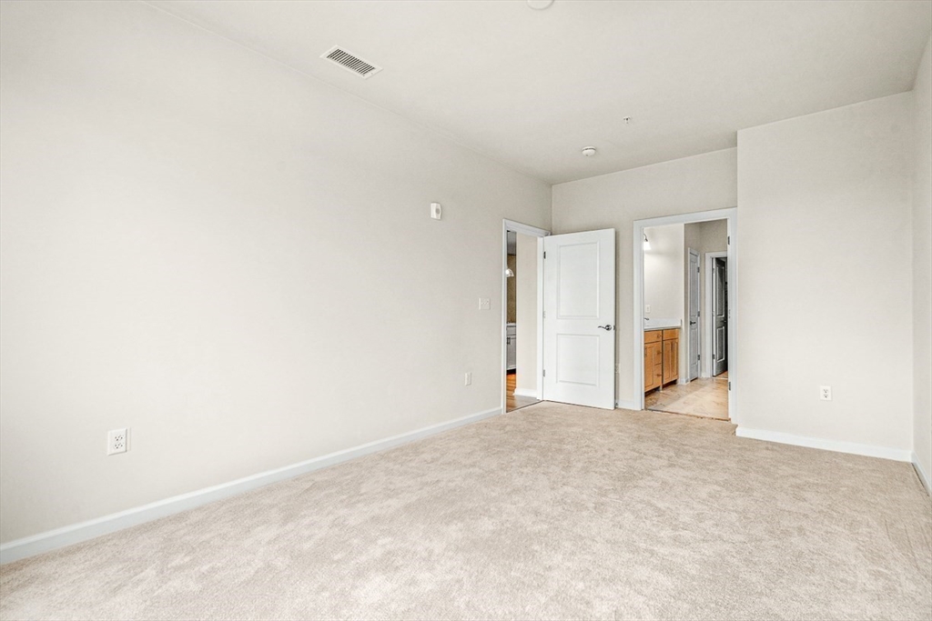 2 bed, 2 bath apartment for rent at 2 Stratton Dr Unit 106, Woburn — photo 22 of 32