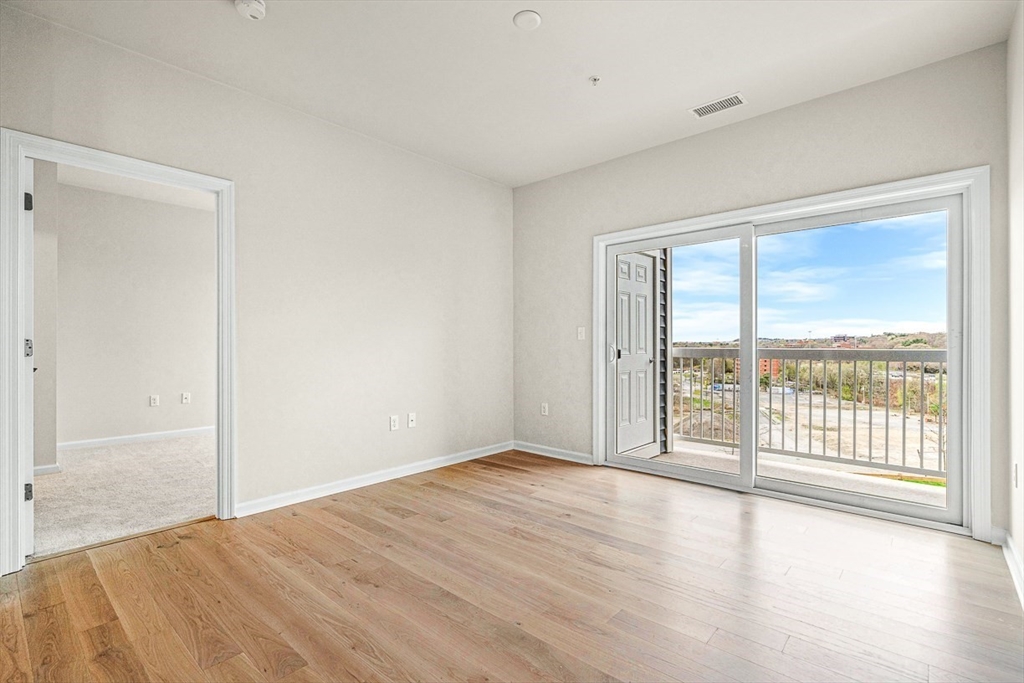 2 bed, 2 bath apartment for rent at 2 Stratton Dr Unit 106, Woburn — photo 15 of 32