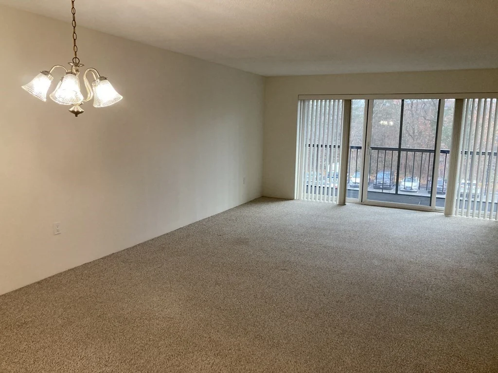2 bed, 2 bath apartment for rent at 2 Summit Unit 35, Reading — photo 7 of 20