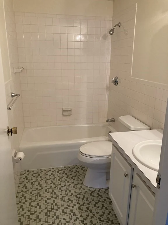 2 bed, 2 bath apartment for rent at 2 Summit Unit 35, Reading — photo 18 of 20