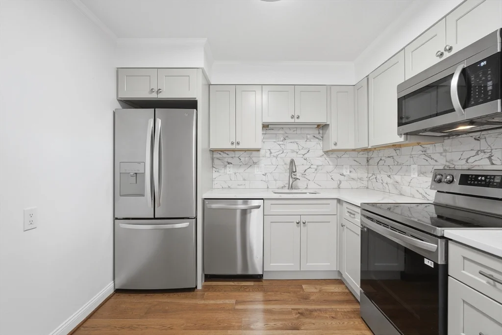 2 bed, 2 bath apartment for rent at 2 Summit Unit 68, Reading — photo 4 of 25