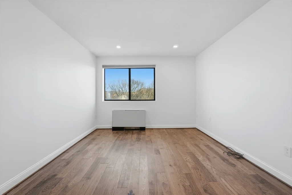2 bed, 2 bath apartment for rent at 2 Summit Unit 68, Reading — photo 12 of 25