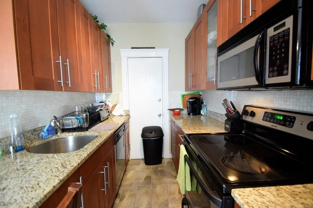 2 bed, 1 bath apartment for rent at 2 Sutherland Rd Unit 32, Brighton — photo 6 of 14