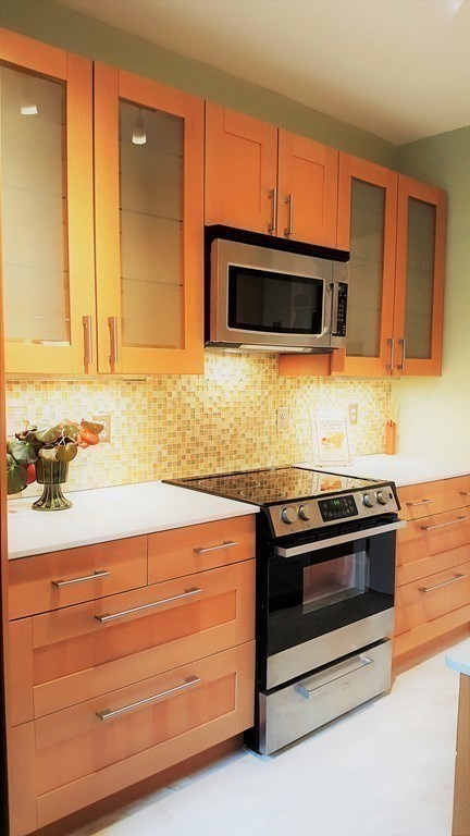 1 bed, 1 bath apartment for rent at 2 Sutherland Rd Unit 43, Brighton — photo 4 of 7