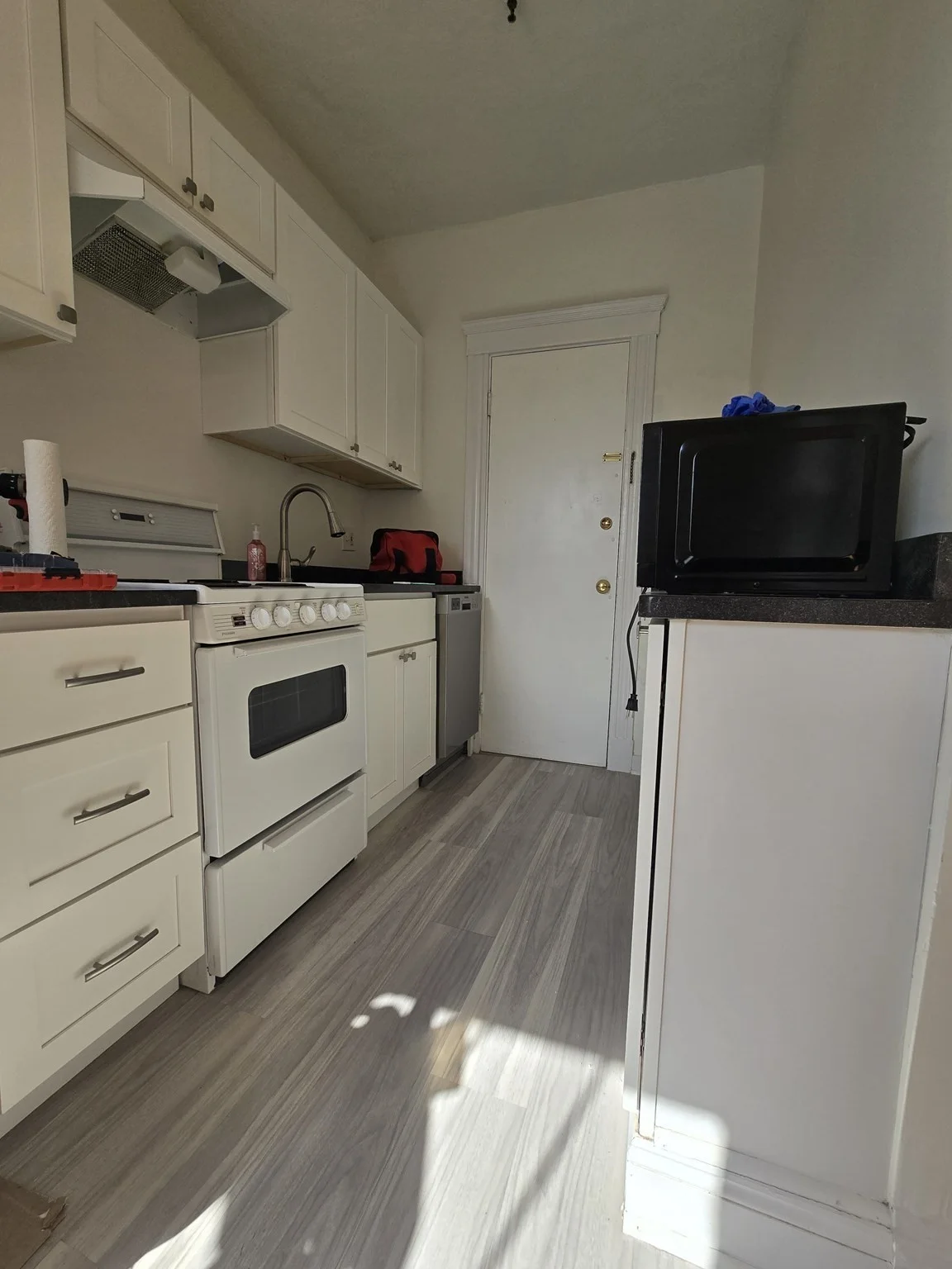 1 bed, 1 bath apartment for rent at 2 Sutherland Rd Unit 5, Brighton — photo 5 of 7