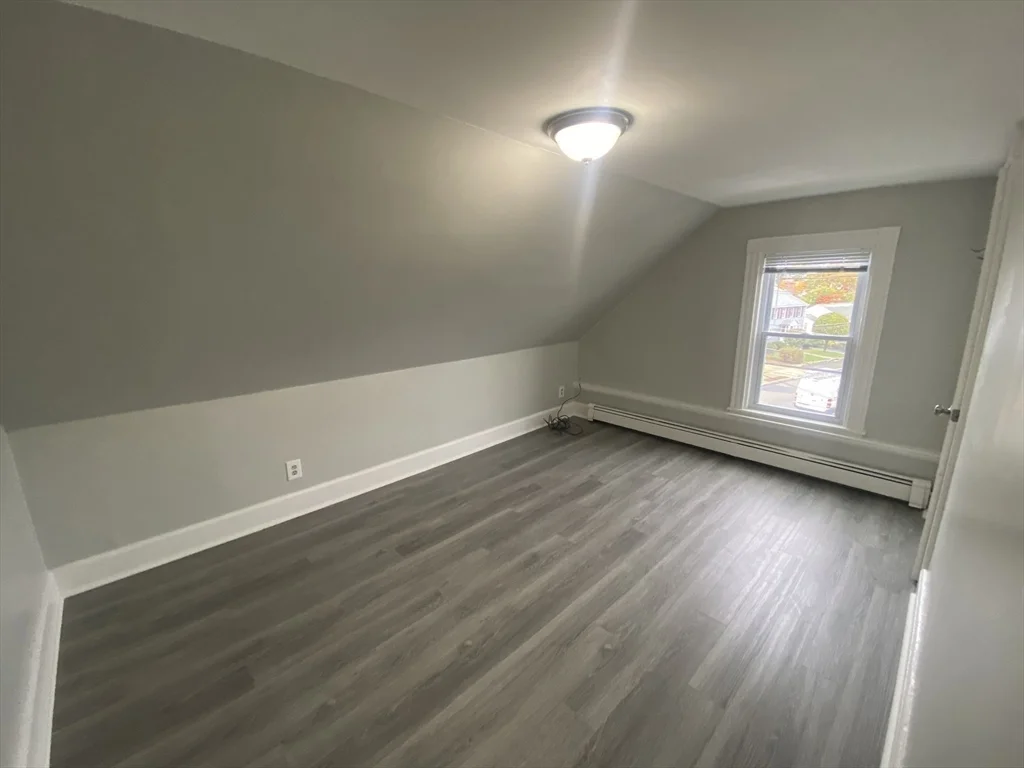 4 bed, 1 bath apartment for rent at 2 Swetts Ct Unit -, Watertown — photo 10 of 17